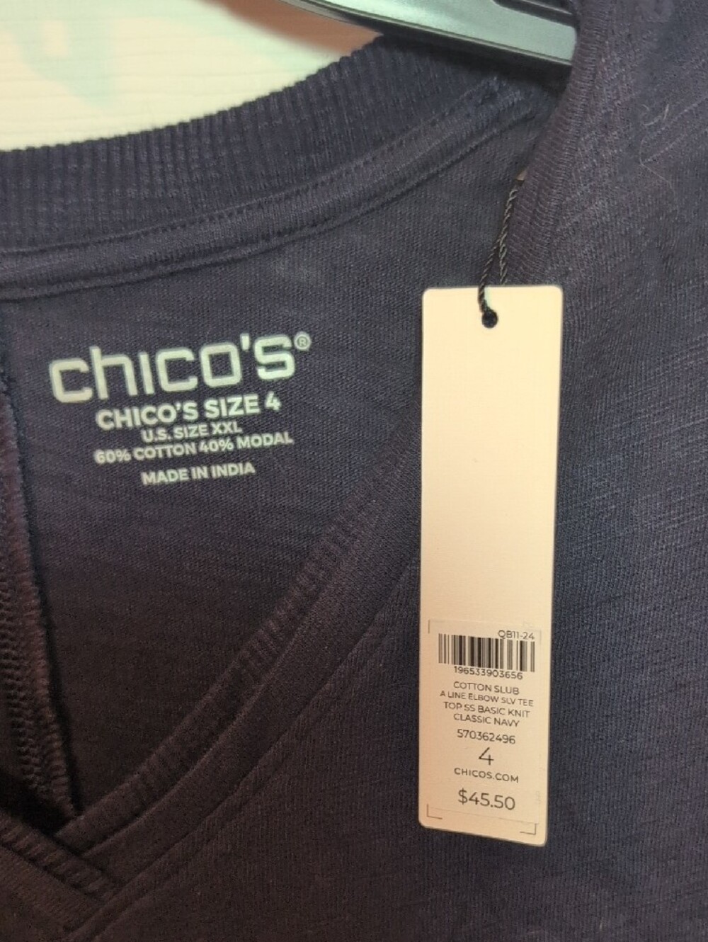 Chico's Navy V-Neck Short Sleeve Women's Tee - Picture 3 of 4